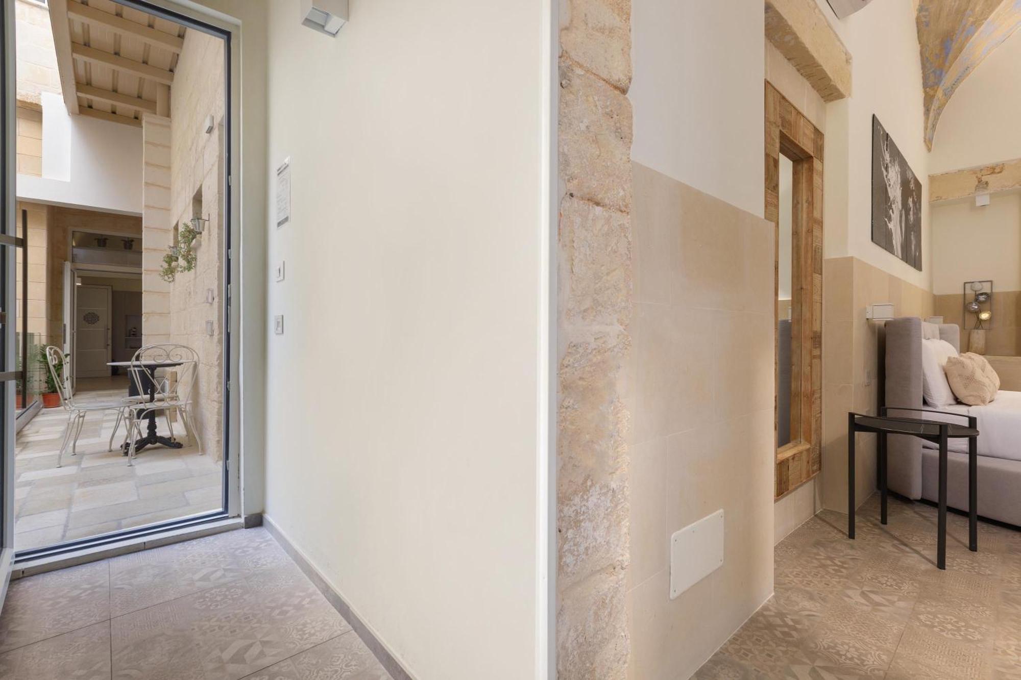 Liberty Barocco Hotel Lecce Exterior photo